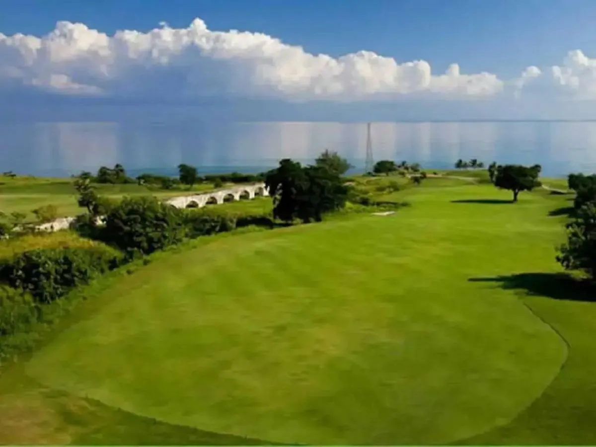 Magnificent 5-Bedroom Estate Villa, Sleeps 12 Montego Bay