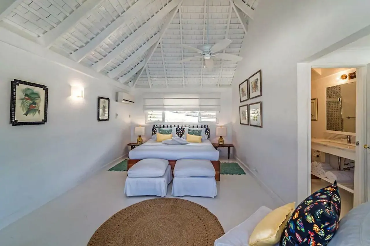 Magnificent 5-Bedroom Estate Villa, Sleeps 12 Montego Bay 0*,