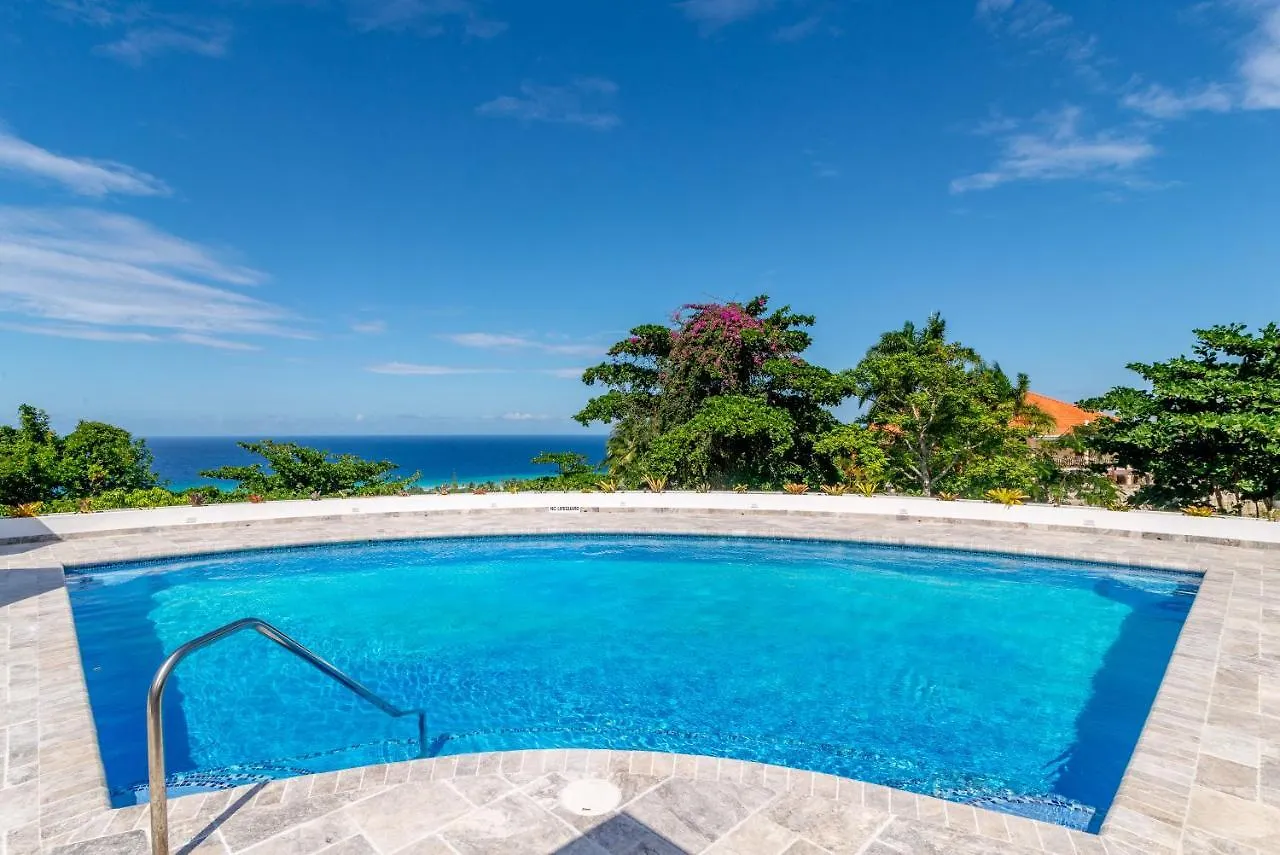 Villa Magnificent 5-Bedroom Estate Villa, Sleeps 12 Montego Bay